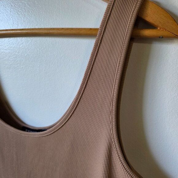NEW WITH TAGS EXPRESS NUDE RIBBED SCCOP NECK BODYCON MIDI DRESS SZ L - Picture 7 of 14